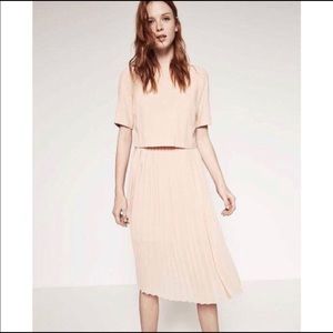 Zara Pleated Midi Dress in blush pink